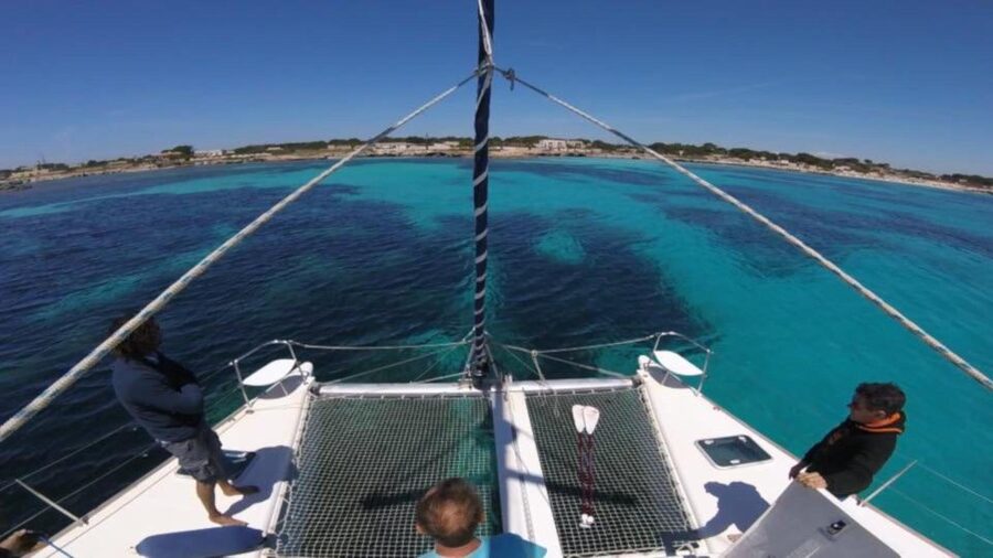 Cannigione: Catamaran daily tour to La Maddalena Archipelago - Why the changing route works
