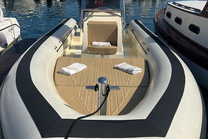 Cannigione: rubber dinghy tour in the Maddalena Archipelago - An Hour in La Maddalena Town