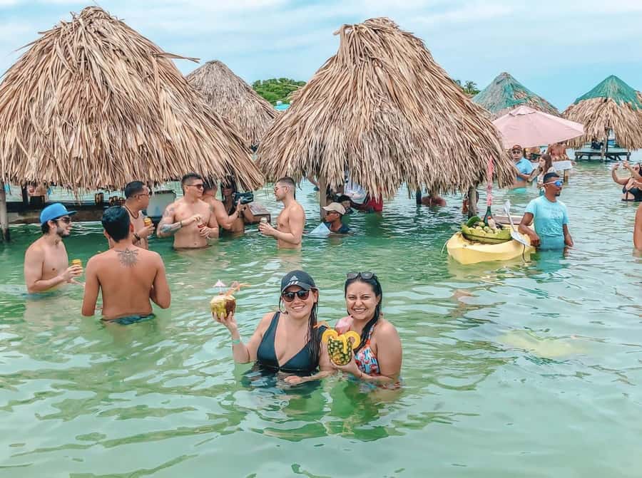 Cartagena: 4 Island Day Trip by Boat and Caribbean Lunch - Language, communication, and the guide