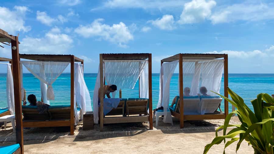 Cartagena: 5-Island Trip by Boat with Lunch and Snorkeling - Playa Tranquila is the practical beach break