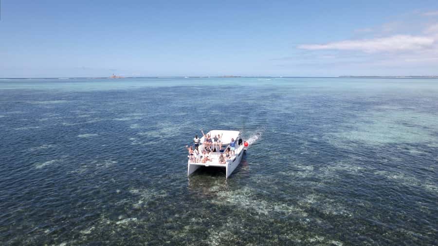 Catamaran Mauritius: South East 5 Islands Catamaran Cruises - What to pack for a comfortable day