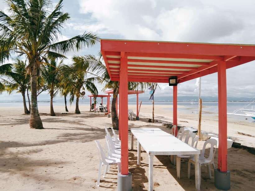 Cebu: Mactan Island Hopping Boat Tour with Lunch - What the boat time adds to the experience