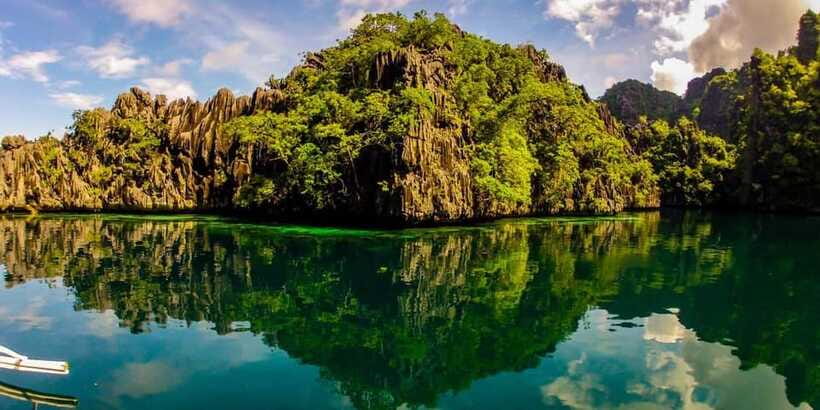 Coron: Complete Island Hopping Guided Tour with Lunch - The lunch and inclusions make the price easier to judge