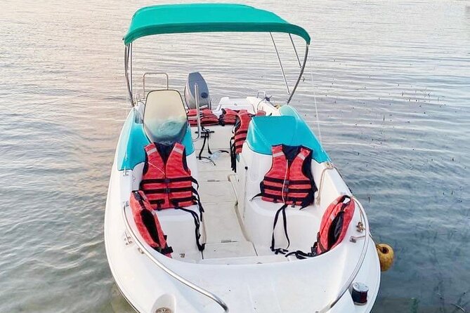 Coron Island Hopping Tour: via Private Speedboat - Kayangan Lake for the famous Coron view