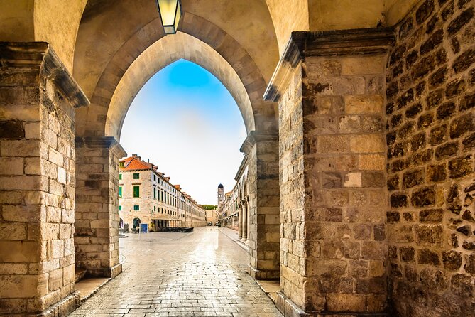 Croatia Island Hopping: Dalmatian Odyssey from Dubrovnik (8 days) - Day 6: Ferry to Hvar and an afternoon in island country
