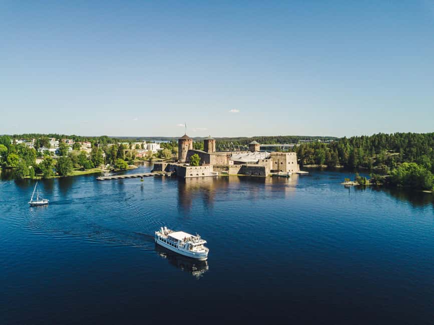 Cruise around Savonlinna archipelago - Cottage shores and traditional sauna life