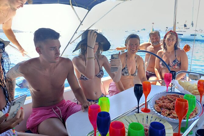 Daily Excursion by Sailboat Archipelago of La Maddalena - The food and drinks make the price easier to judge