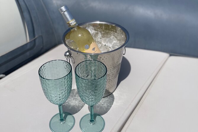 Daily Private Boat Tour in the La Maddalena Archipelago - What the private price really means