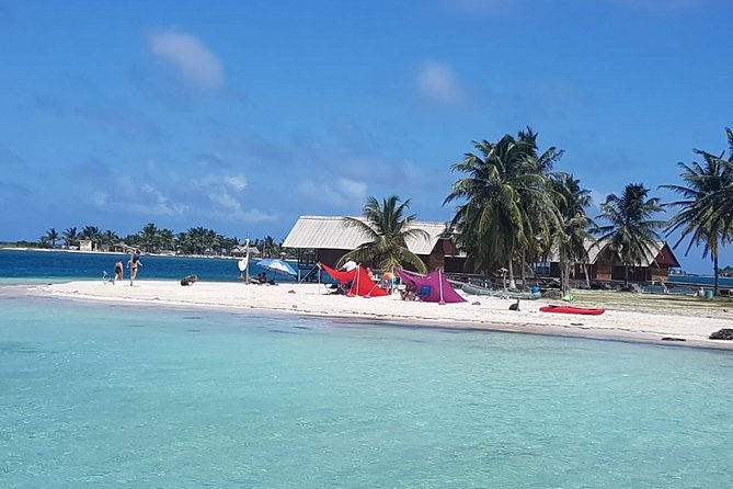 Day Tour in San Blas Islands All Included Visiting 4 Islands - The natural swimming pool and the final hour in paradise
