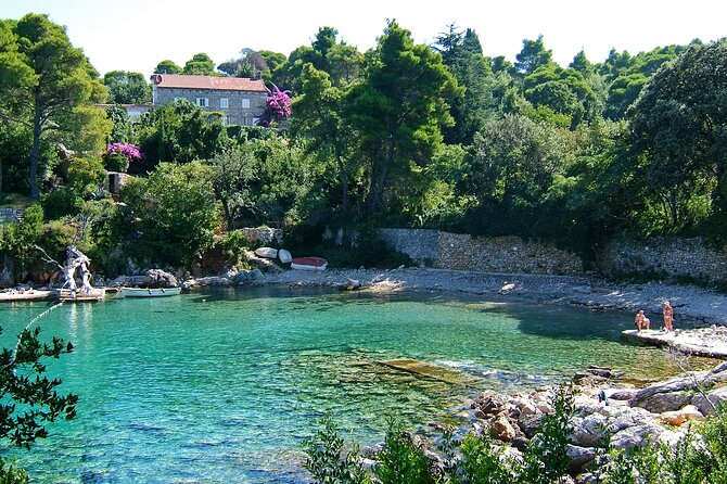 Dubrovnik: 3 Islands Boat Tour with Lunch & drinks(FR, ES, EN) - Quick takeaways for choosing the Triton