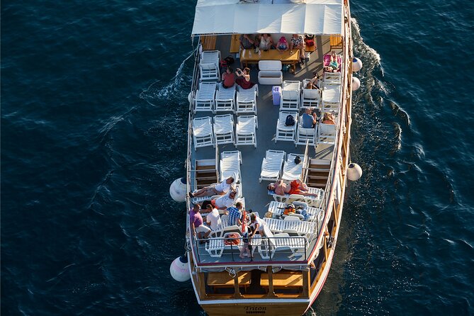 Dubrovnik: 3 Islands Boat Tour with Lunch & drinks(FR, ES, EN) - Dubrovnik’s islands from the deck