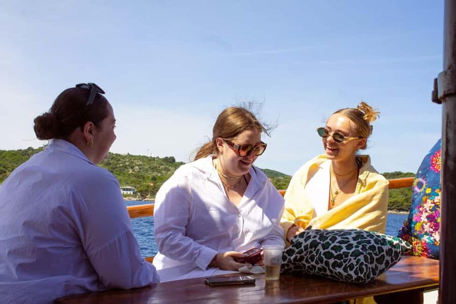 Dubrovnik: 6 hours Blue cave & Elaphiti with optional lunch - Lopud and two hours at Šunj Beach