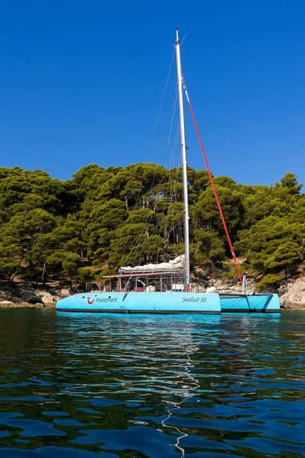 Dubrovnik: Best of the Elaphites by Catamaran - Leaving Dubrovnik for the Elaphites