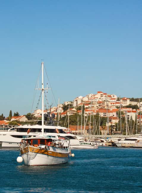 Dubrovnik: Blue Cave & Elaphiti Islands Full-Day Boat Tour - Lopud gives you the longest island break