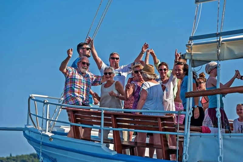 Dubrovnik: Elaphite Islands Cruise with Drinks/Lunch Options - Šipan: stone houses and a quieter pause