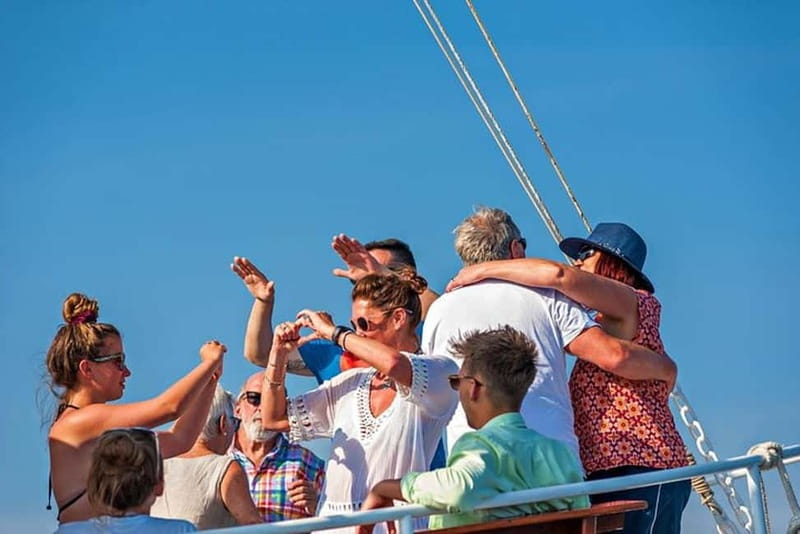 Dubrovnik: Elaphite Islands Cruise with Drinks/Lunch Options - What you actually get to drink and eat