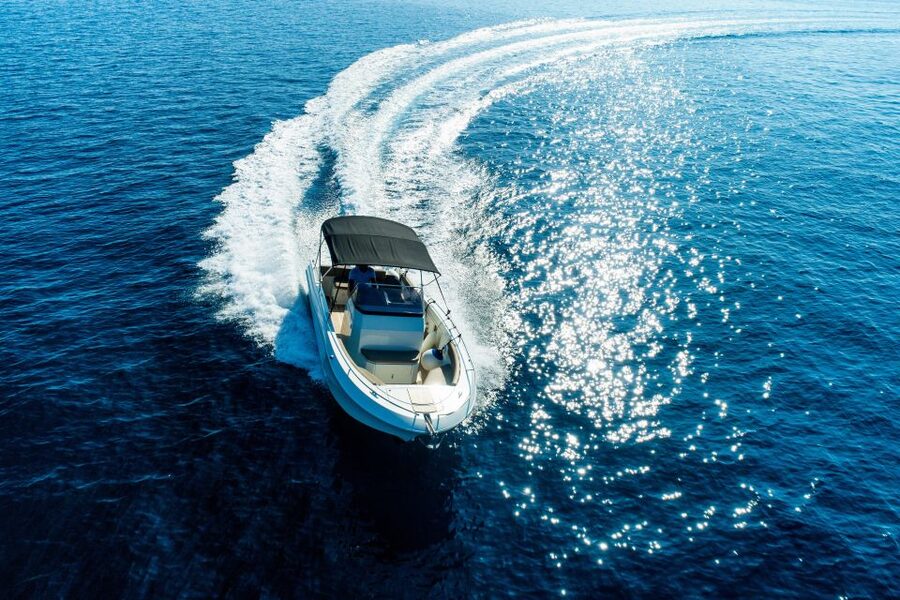 Dubrovnik: Elaphite Islands Private Speedboat Full-Day Tour - A private speedboat through the Elaphite Islands