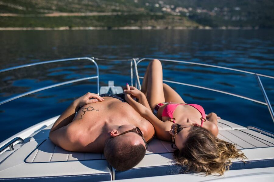 Dubrovnik: Elaphite Islands Private Speedboat Full-Day Tour - Šunj Beach brings sand to a rocky coast