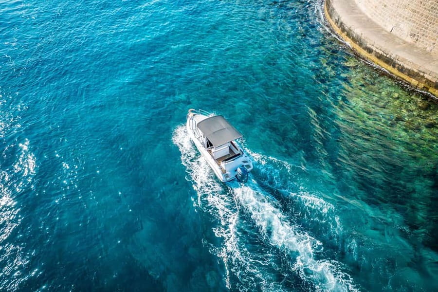 Dubrovnik- Elaphite islands tour - How the hosting shapes the experience