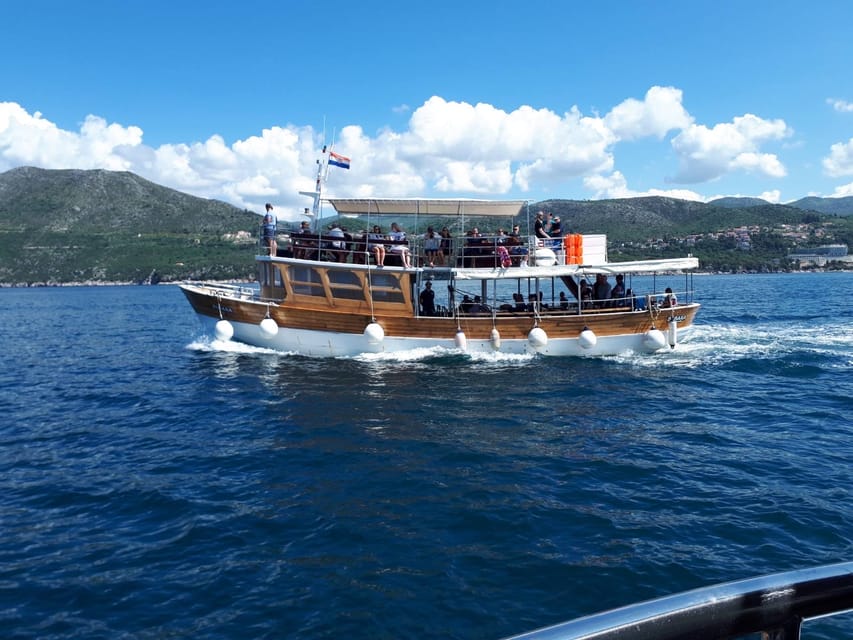 Dubrovnik: Elaphiti Islands Boat Cruise with Lunch & Drinks - Lopud and the long stop at Šunj Beach