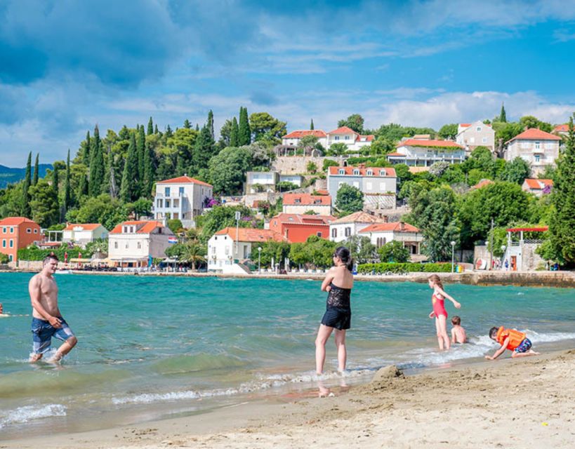 Dubrovnik: Elaphiti Islands Day Trip with Lunch - Kolocep: green paths and quiet coves