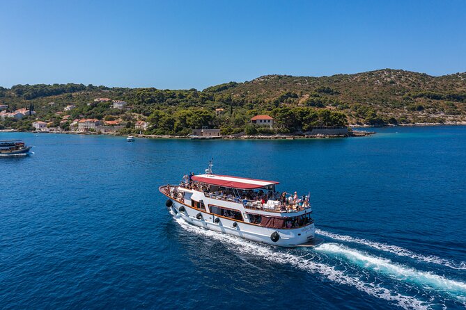Dubrovnik: Elaphiti Islands Full-Day Cruise with Lunch - Boarding the Regina Maris at Lapadska obala 5