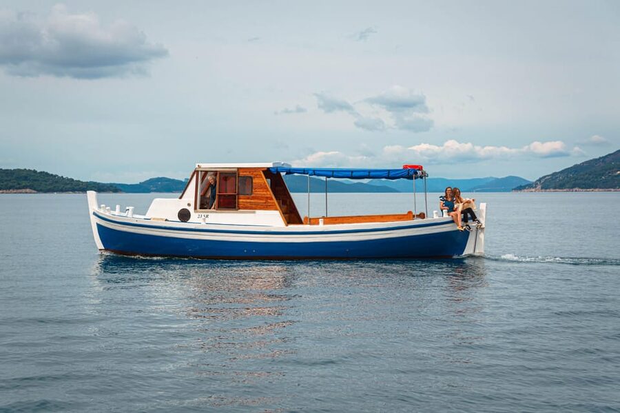 Dubrovnik: Full-Day Blue Cave & Elaphiti Islands Boat Tour - What the $65 price really includes
