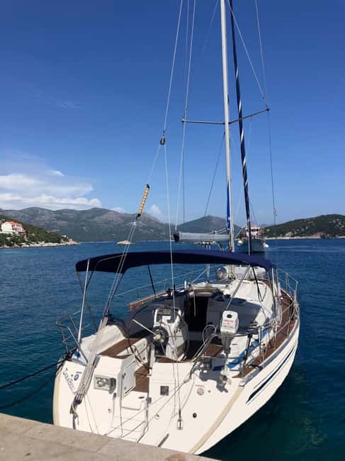 Dubrovnik:Half Day Private Boat Tour to Elaphiti & Blue Cave - A private yacht instead of a crowded day boat
