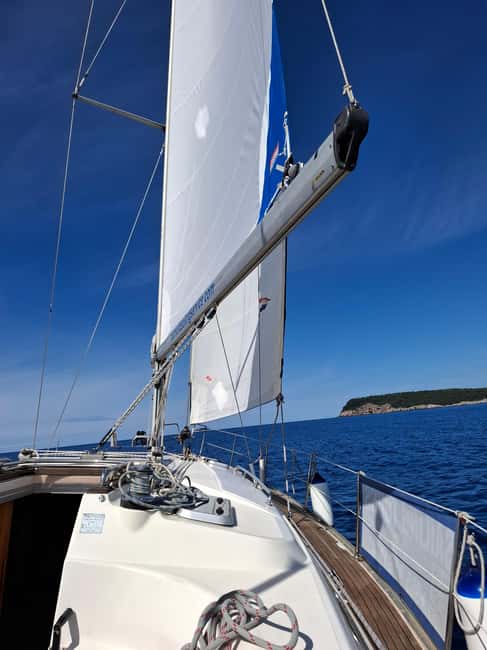 Dubrovnik:Half Day Private Boat Tour to Elaphiti & Blue Cave - Swimming gear, comfort, and safety