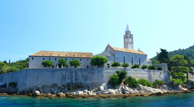 Dubrovnik or Cavtat: Blue Cave & Elaphiti Islands Boat Tour - Practical timing and route advice