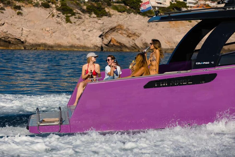 Dubrovnik: Private Luxury Yacht Tour to the Elaphite Islands - Key points at a glance