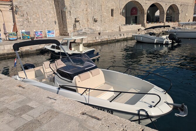 Dubrovnik Unwind - Private Boat Tour - Elafiti, Blue Cave, Sunset - What makes the private format worth the price