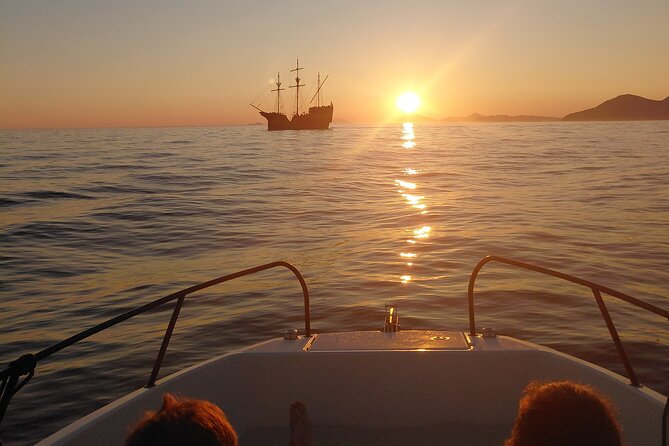 Dubrovnik Unwind - Private Boat Tour - Elafiti, Blue Cave, Sunset - The captain’s role and the feel of the day