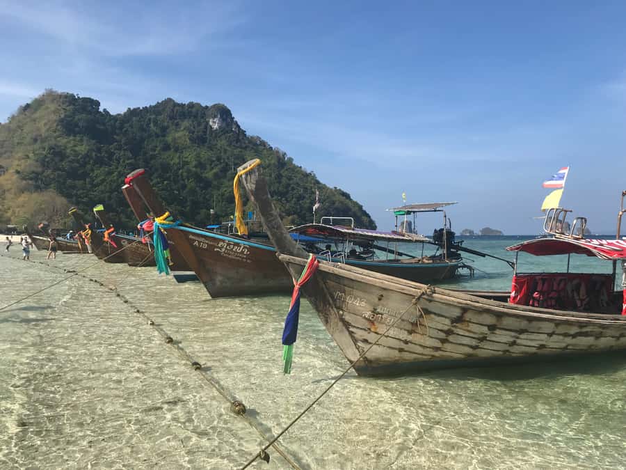 Early Bird Krabi 4 Islands from Phuket/Khaolak - The final beach stop is made for photographs