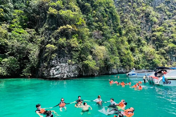 Early Bird Phi Phi 4 Islands by Speedboat 2 Trips in 1 Day - Monkey Beach is a quick look, not a beach day