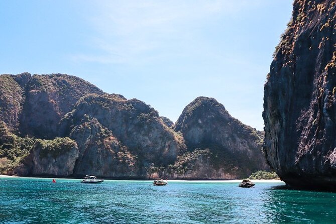 Early Bird Phi Phi and 4 Islands Tour by Speedboat from Krabi - Why the early departure matters