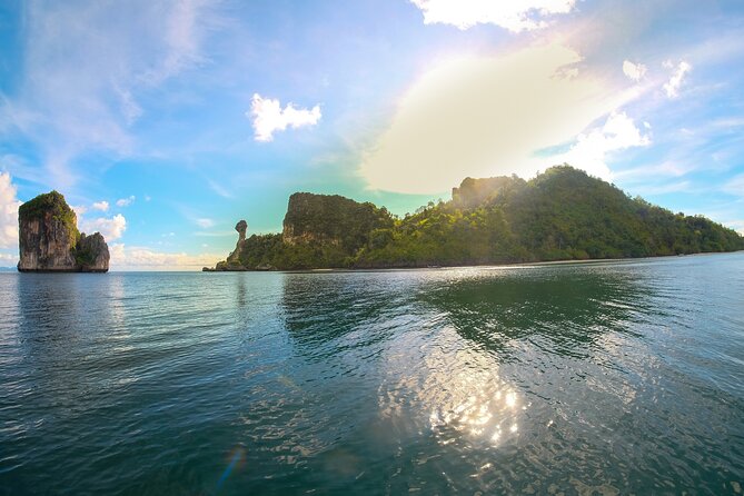 Early Bird Phi Phi and 4 Islands Tour by Speedboat from Krabi - Poda Island closes the island circuit