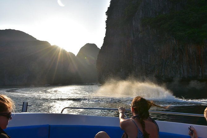 Early Bird Phi Phi Island & 4 Islands Speed Boat Tour from Krabi - Why the 7am departure matters