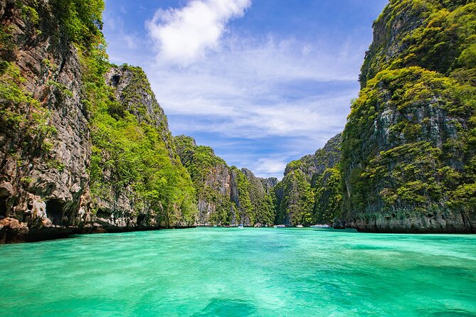 Early Bird Phi Phi Islands Tour From Phi Phi by Speedboat - Maya Bay and Loh Samah Bay before the heat