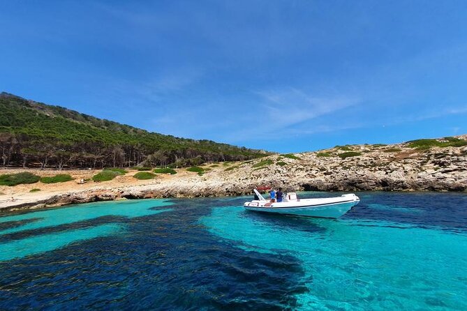 Egadi Islands Boat Tour: Favignana and Levanzo with Lunch - Why this Egadi Islands boat tour works