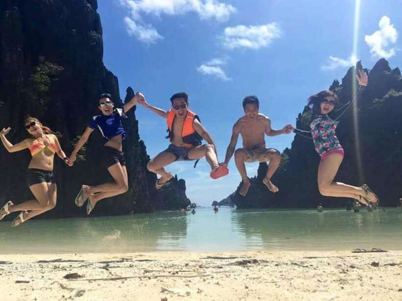 El Nido: Island Hopping Tour A Lagoons and Beaches - Secret Lagoon: A Short Passage Into Limestone