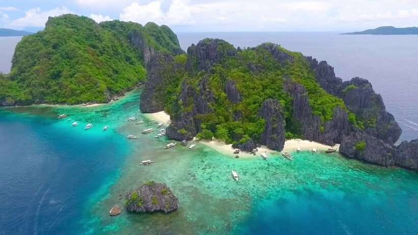 El Nido: Island Hopping Tour A Lagoons and Beaches - The Crew Makes More Difference Than the Boat