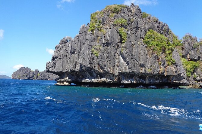 El Nido Island Hopping Tour A with Lunch - Guides, crew, and the human side of the trip