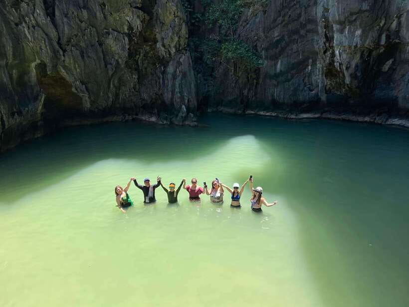 El Nido: Island Hopping Tour C with Lunch EDTF included - What to pack for a wet, sunny day