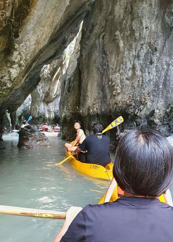 El Nido: Private/Exclusive Island Hopping Tour A BEST PRICE! - Payong-Payong Beach for a quieter beach break