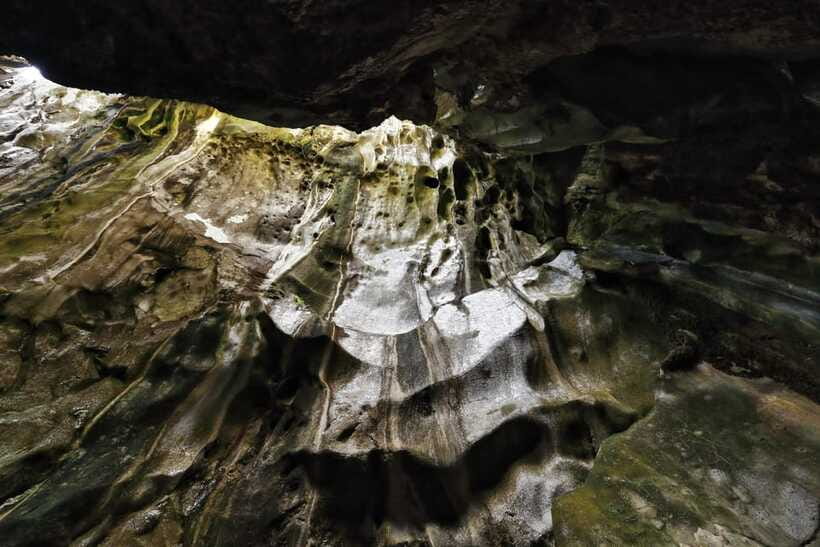 El Nido: Private/Exclusive Island Hopping Tour B BEST PRICE! - Cudugnon Cave is small, secret, and physically tighter