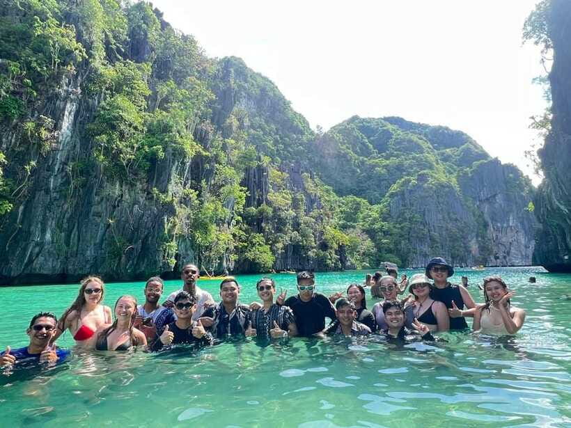 EL NIDO: Private Island Hopping Tour C w/BUFFET LUNCH - Secret Beach is the day’s signature swim