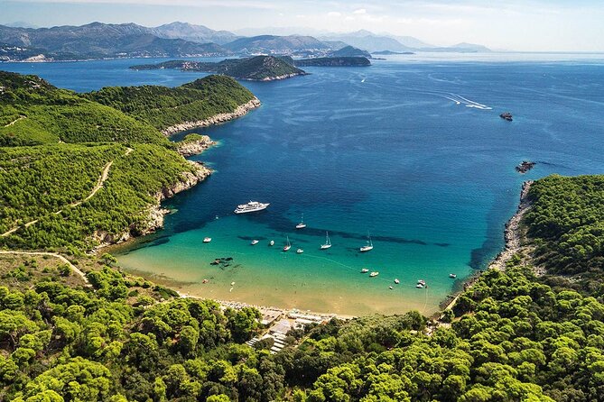 Elaphite Islands Cruise and Blue Cave Snorkeling Boat Tour from Dubrovnik - Lunch and the open bar: good value, basic service