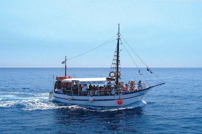 Elaphite Islands Cruise with Local Gastronomy at Captain's House - The blue cave swim and snorkeling stop