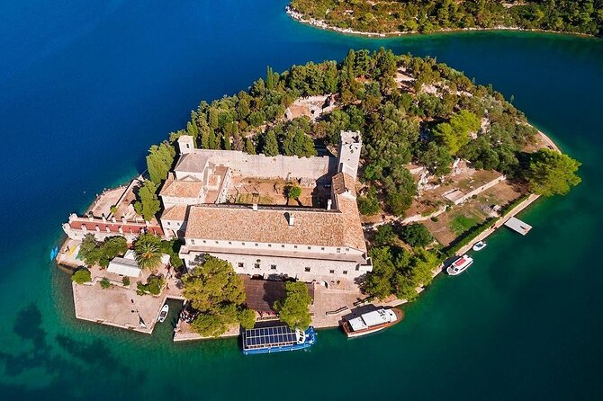 Elaphite Islands Full-Day Kayak and Bike Tour from Dubrovnik - Who should book this island day